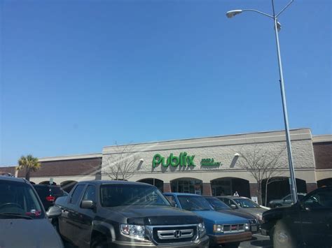 Publix Pharmacy #0459 is a pharmacy located in Goose Creek, SC and fills prescriptions such as Phentermine HCL, Lopressor, Farxiga, Folic Acid, Ibuprofen, Atorvastatin Calcium. For more information, you may visit this pharmacy at 208 C St James Ave Goose Creek, SC 29445 or call them directly at 8435697942.